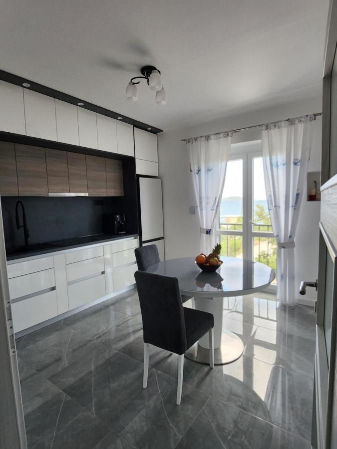 شقة Airport Split Kaštel Štafilić المظهر الخارجي الصورة